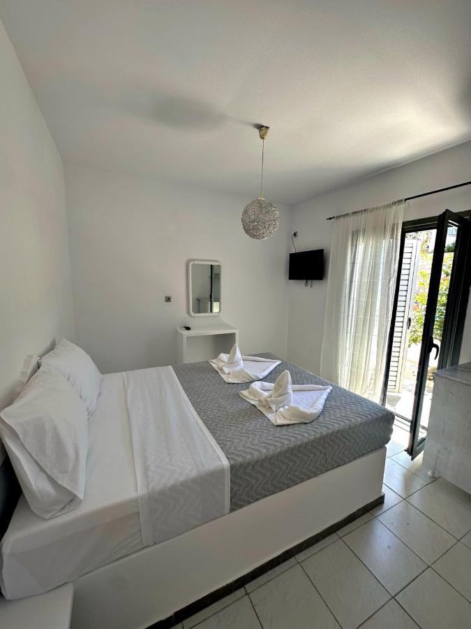 Santorini Style Rooms Vothon Exterior photo