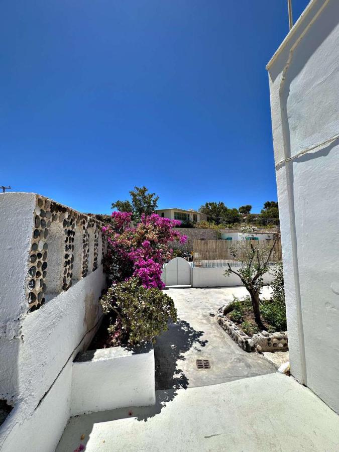 Santorini Style Rooms Vothon Exterior photo